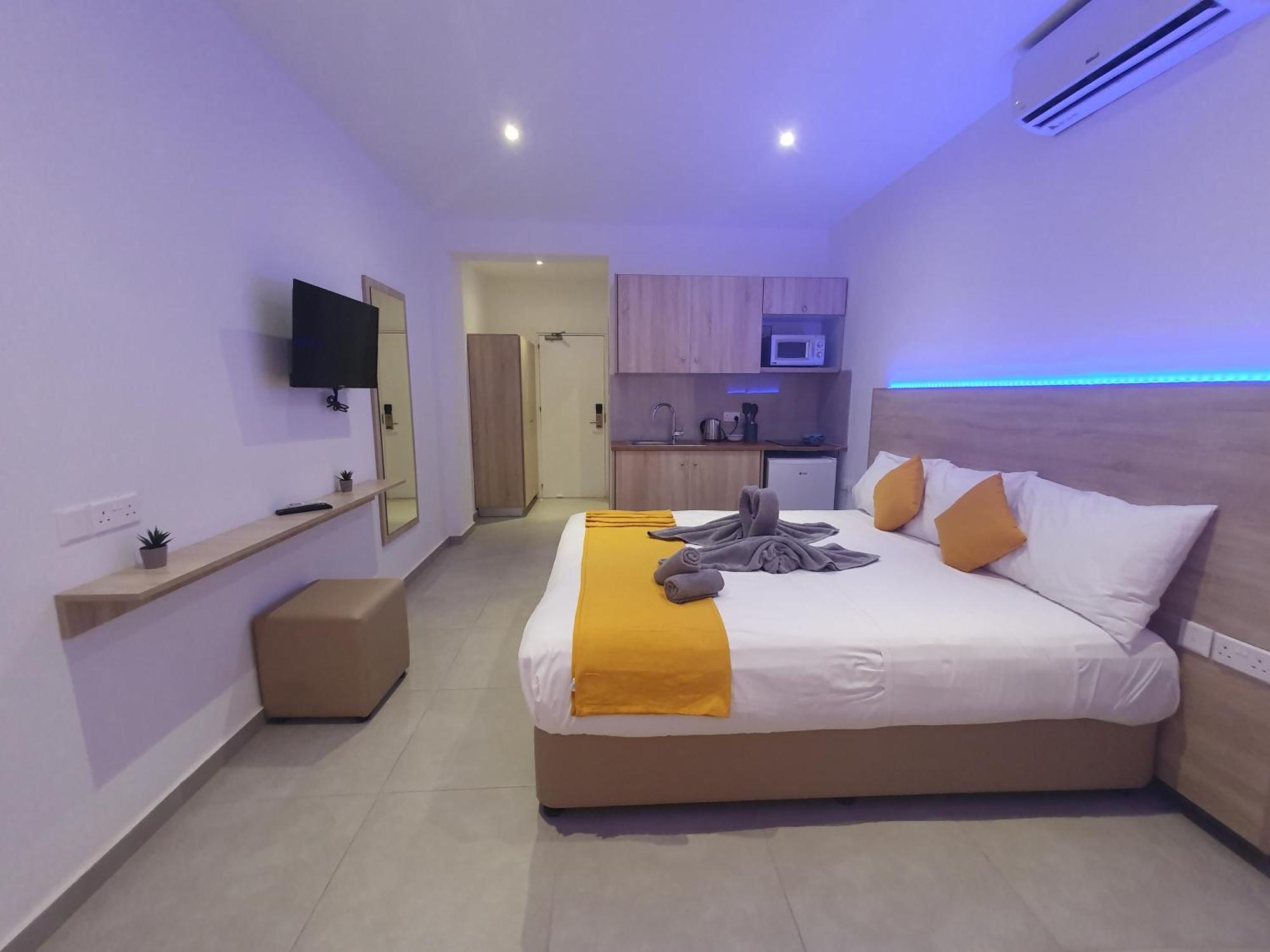 Sun Plaza Suites - Adults Only Ayia Napa Exterior photo