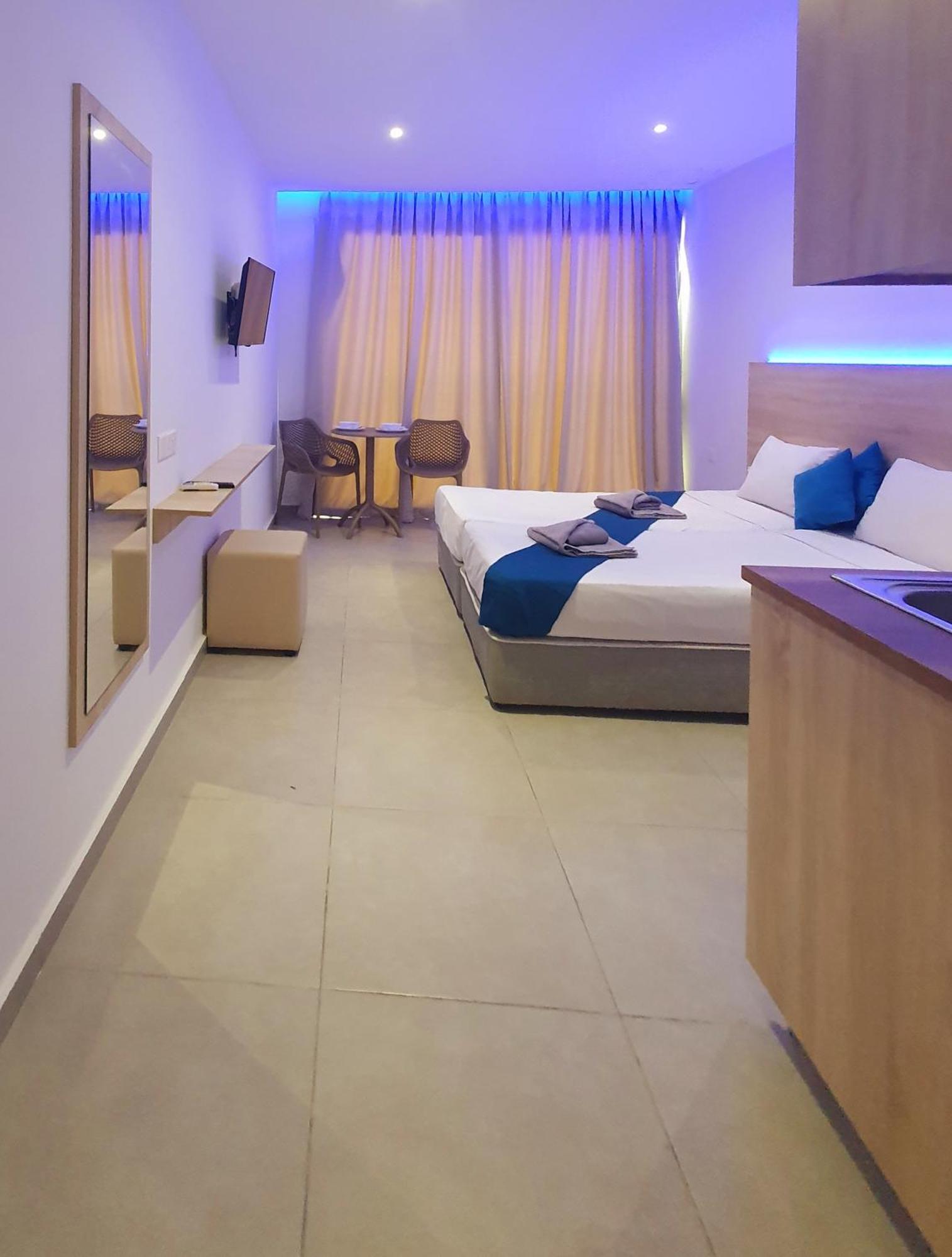 Sun Plaza Suites - Adults Only Ayia Napa Exterior photo